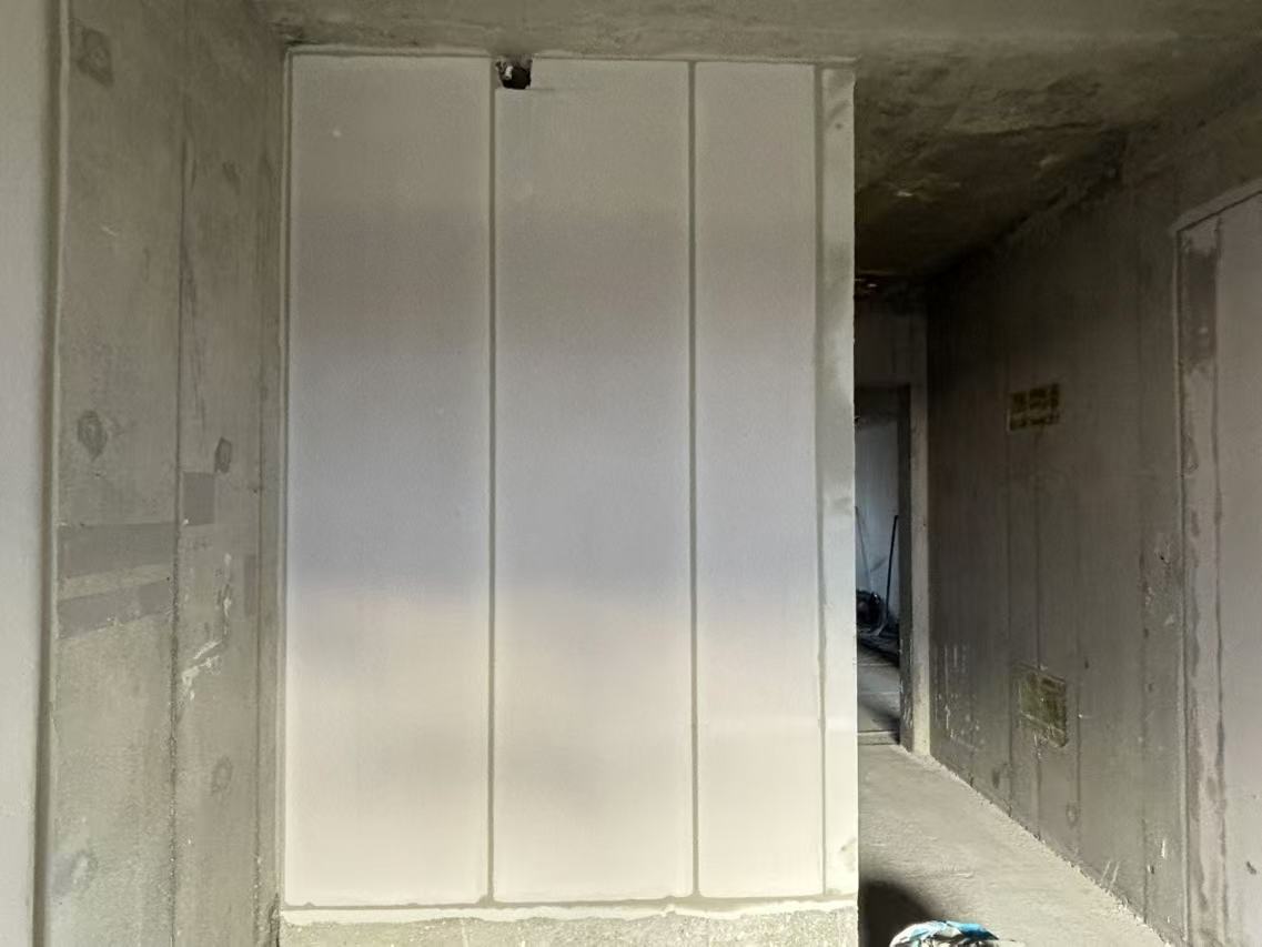 alc輕質隔墻板墻灰的粘合性好嗎？