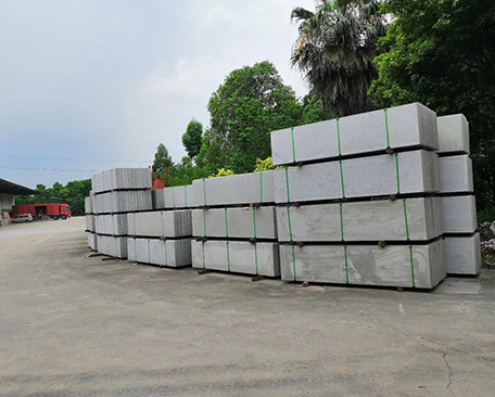 ALC隔墻板安裝需要幾個人